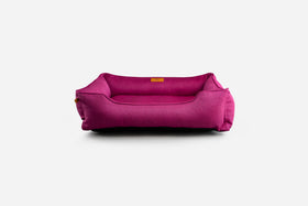 Chester & Lee | Cotton Sleeper Dog Bed Berry Pink
