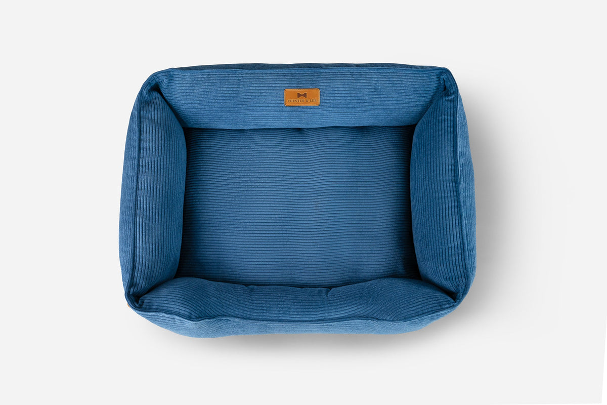 Chester & Lee | Fancy Corduroy Sleeper Dog Bed